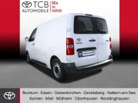 Gebraucht Toyota Proace 120 PS (88 kW) 2021 Schaumweiß Van / Kleinbus