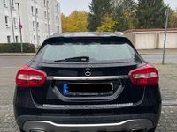 Gebraucht Mercedes GLA200 136 PS (100 kW) 2018 Schwarz SUV