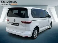 Gebraucht VW Multivan Life 150 PS (110 kW) 2023 Weiß Van / Kleinbus
