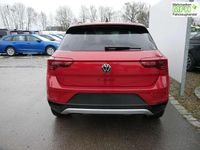 Neu VW T-Roc Style 150 PS (110 kW) 2025 Kings red metallic/dach s... SUV
