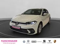 Gebraucht VW Polo Style 95 PS (69 kW) 2023 Weiss Kleinwagen