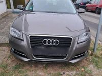 Gebraucht Audi A3 105 PS (77 kW) 2012 Grau Limousine
