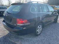 Gebraucht VW Golf VI 105 PS (77 kW) 2010 Schwarz Kleinwagen