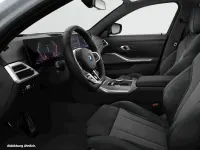 Gebraucht BMW 330e 292 PS (214 kW) 2025 Grau Limousine