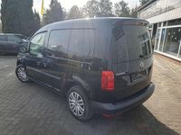 Gebraucht VW Caddy Trendline 150 PS (110 kW) 2016 Deep blackperleffekt Van / Kleinbus