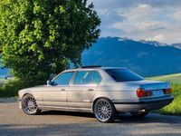 Gebraucht BMW 750L 299 PS (219 kW) 1988 Grau Limousine