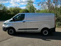 Gebraucht Ford Transit Custom 101 PS (74 kW) 2016 Silber Van / Kleinbus