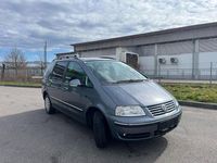 Gebraucht VW Sharan Comfortline 116 PS (85 kW) 2008 Grau Van / Kleinbus