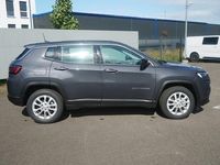 Neu Jeep Compass Altitude 130 PS (95 kW) 2025 Grau SUV