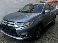 Gebraucht Mitsubishi Outlander 150 PS (110 kW) 2016 Grau SUV