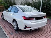 Gebraucht BMW 320 190 PS (139 kW) 2019 Weiß Limousine