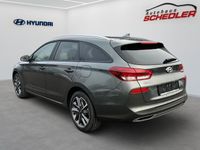 Gebraucht Hyundai i30 GO! 120 PS (88 kW) 2024 Grau Kombi
