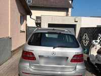 Gebraucht Mercedes B180 109 PS (80 kW) 2008 Silber Van / Kleinbus