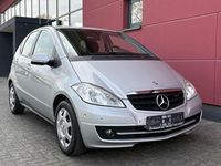 Gebraucht Mercedes A160 Classic 95 PS (69 kW) 2011 Silber Limousine