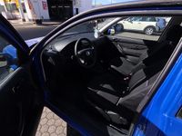 Second-hand VW Golf 75 CP (55 kW) 2001 Albastru Coupe