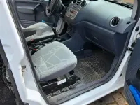 Gebraucht Ford Tourneo Connect 75 PS (55 kW) 2010 Weiß Van / Kleinbus