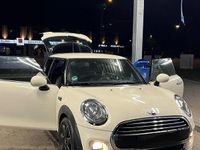 Gebraucht Mini Cooper 102 PS (75 kW) 2016 Weiß Kleinwagen