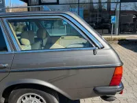 Gebraucht Mercedes 280 185 PS (136 kW) 1983 Grau Kombi