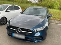 Gebraucht Mercedes A200 AMG line 163 PS (119 kW) 2019 Blau Kleinwagen