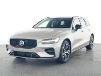 Gebraucht Volvo V60 145 PS (106 kW) 2025 Kombi