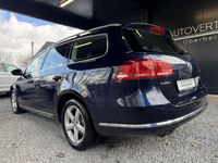 Gebraucht VW Passat Highline 140 PS (102 kW) 2011 Blau Kombi
