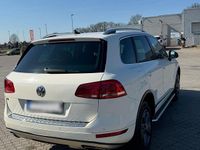 Gebraucht VW Touareg 204 PS (150 kW) 2011 Weiß SUV