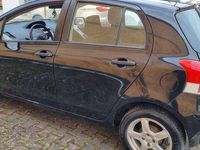 gebraucht Toyota Yaris 1.0 VVT-i Luna