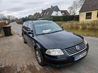 Second-hand VW Passat 131 CP (96 kW) 2004 Negru Break