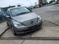 Gebraucht Mercedes B200 140 PS (102 kW) 2007 Schwarz Van / Kleinbus