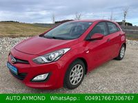 Gebraucht Hyundai i30 99 PS (72 kW) 2012 Rot Limousine