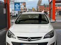 Gebraucht Opel Astra 115 PS (84 kW) 2014 Weiß Limousine