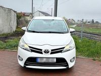 Gebraucht Toyota Verso 163 PS (119 kW) 2013 Weiß Van / Kleinbus