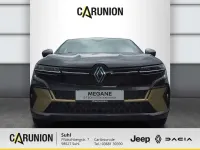 Używany Renault Megane E-Tech Iconic 160 kW (218 KM) 2024 Szary Sedan/Limuzyna