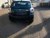 Gebraucht Toyota Corolla 95 PS (69 kW) 2002 Grün Limousine