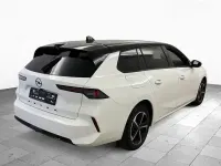 Gebraucht Opel Astra 131 PS (96 kW) 2025 Lack weiss banquise/typ aussen Kleinwagen