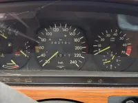 Gebraucht Mercedes 260 126 PS (92 kW) 1986 Limousine