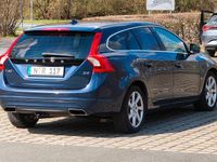 Gebraucht Volvo V60 181 PS (133 kW) 2014 Blau Kombi