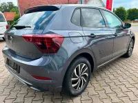 Neu VW Polo Life 95 PS (69 kW) 2025 Grau Kleinwagen