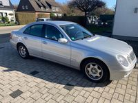 Gebraucht Mercedes E200 Classic 163 PS (119 kW) 2005 Silber Limousine