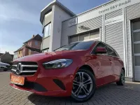 Gebraucht Mercedes B200 163 PS (119 kW) 2019 Rot Kleinwagen