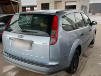 Używany Ford Focus 101 KM (74 kW) 2006 Niebieski Kombi