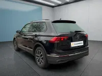 Gebraucht VW Tiguan 150 PS (110 kW) 2024 Schwarz SUV