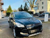 Gebraucht Ford Kuga Individual 150 PS (110 kW) 2016 Shadow black SUV