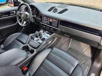 Gebraucht Porsche Cayenne 462 PS (339 kW) 2021 Tiefschwarz SUV