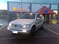 Gebraucht Mercedes ML270 222 PS (163 kW) 2003 Silber metallic SUV