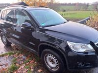 Gebraucht VW Tiguan Trendline 122 PS (89 kW) 2011 Schwarz SUV
