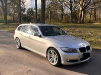 Gebraucht BMW 330 Performance 245 PS (180 kW) 2009 Silber Kombi