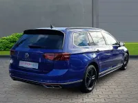 Gebraucht VW Passat Business 200 PS (147 kW) 2023 Lapiz blue metallic Kombi