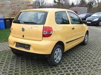 Second-hand VW Fox 54 CP (39 kW) 2007 Galben Hatchback
