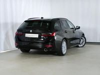 Gebraucht BMW 318 Shadowline 150 PS (110 kW) 2023 Schwarz ii Kombi